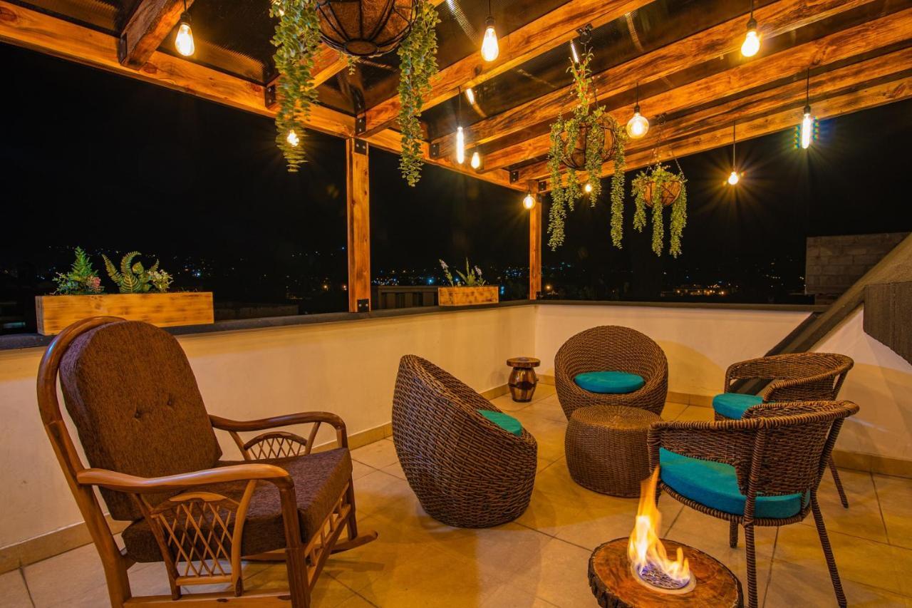 The Traveler Hostel Otavalo Dış mekan fotoğraf